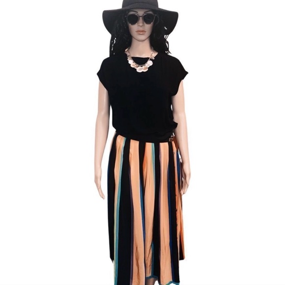 Oscar de la Renta Vibrant Striped A-Line Skirt - Picture 2 of 15